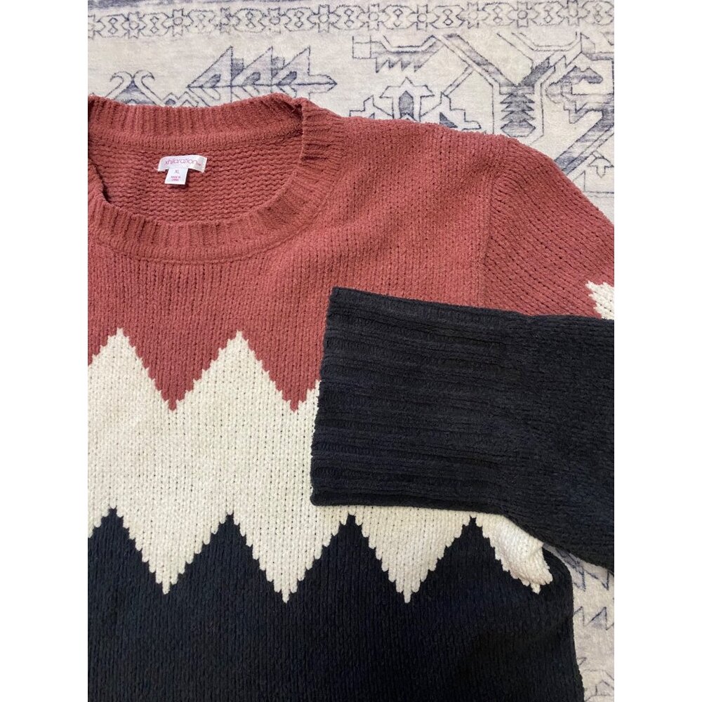 Xhilaration XL Chevron Knit Sweater Pink/White/Blue 100% Polyester Cozy‎ Warm